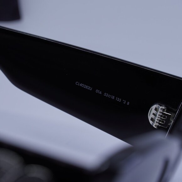 Final Price! Celine CL40282U 01A Sunglasses - Picture 7 of 10